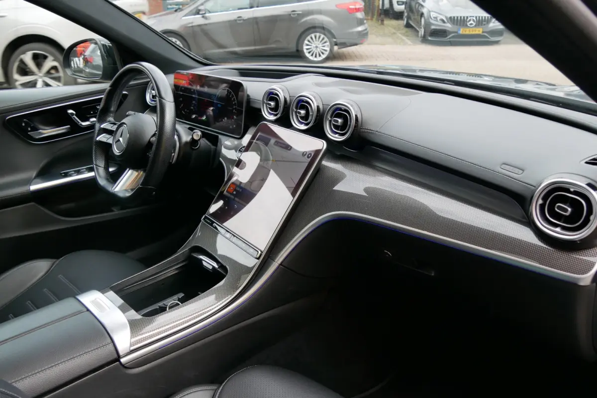 300 e AMG pano. 360 camera. hud. memory