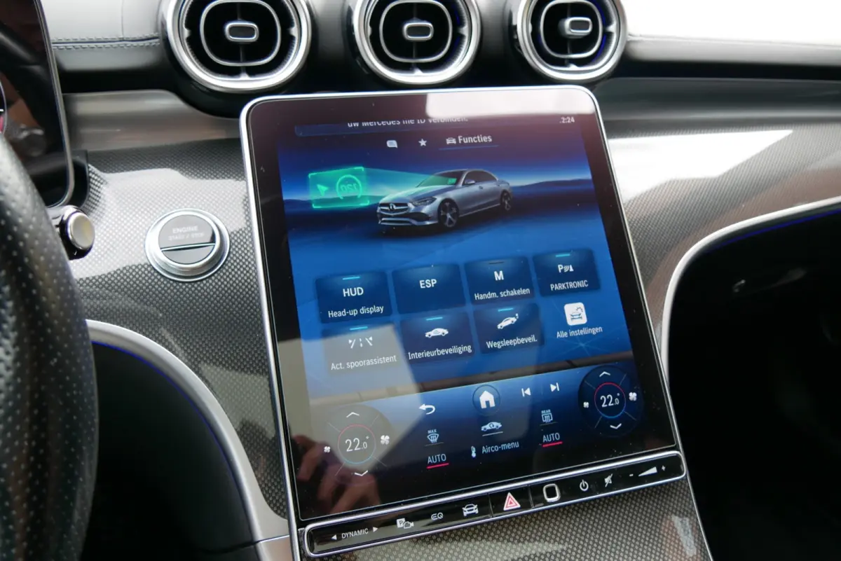 300 e AMG pano. 360 camera. hud. memory