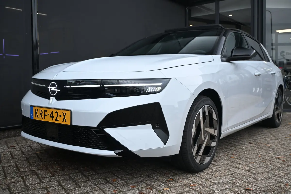 58 kWh Ultimate Demo-Deal! | Schuif/-Kanteldak | Massagestoelen | Adaptive Cruise | Achteruitrijcamera | !!