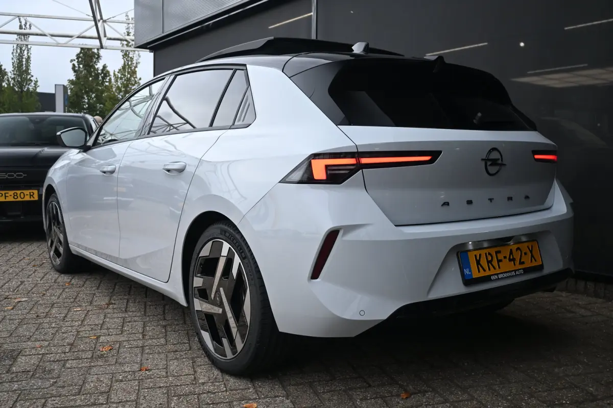 58 kWh Ultimate Demo-Deal! | Schuif/-Kanteldak | Massagestoelen | Adaptive Cruise | Achteruitrijcamera | !!