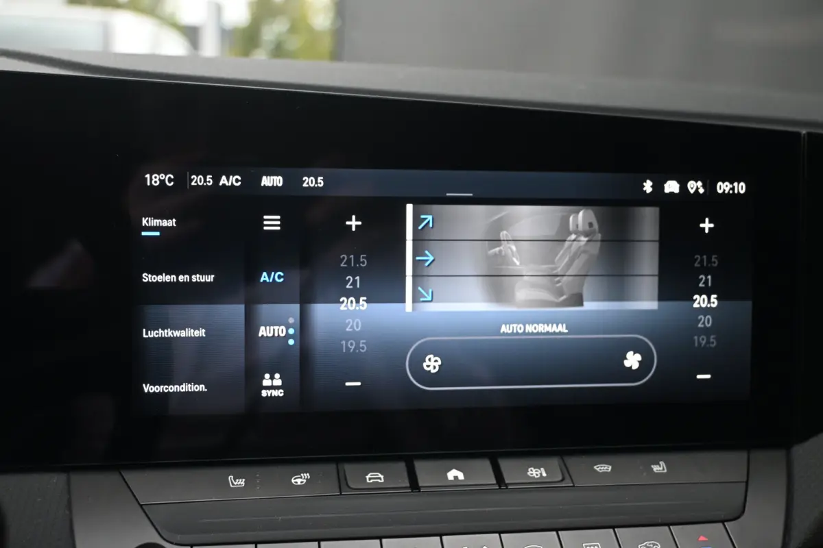 58 kWh Ultimate Demo-Deal! | Schuif/-Kanteldak | Massagestoelen | Adaptive Cruise | Achteruitrijcamera | !!