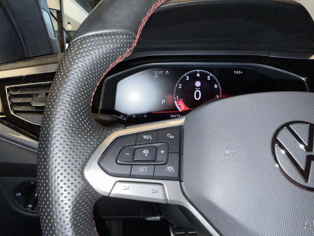 2.0 TSI GTI |CarPlay|Stoelverwarming|17" Inch lichmetaal|Sperdifferentieel (XDS)