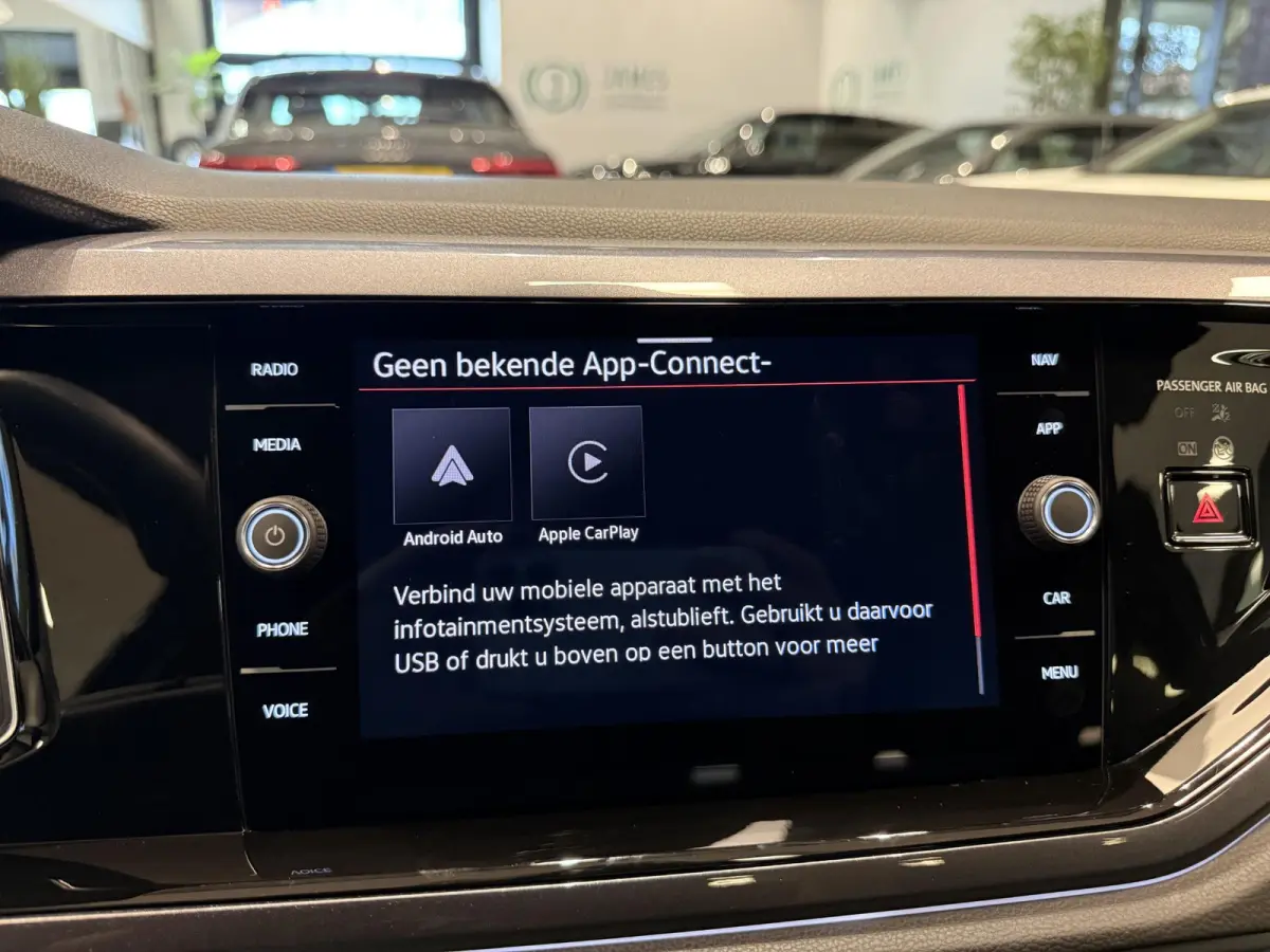 2.0 TSI GTI |CarPlay|Stoelverwarming|17" Inch lichmetaal|Sperdifferentieel (XDS)
