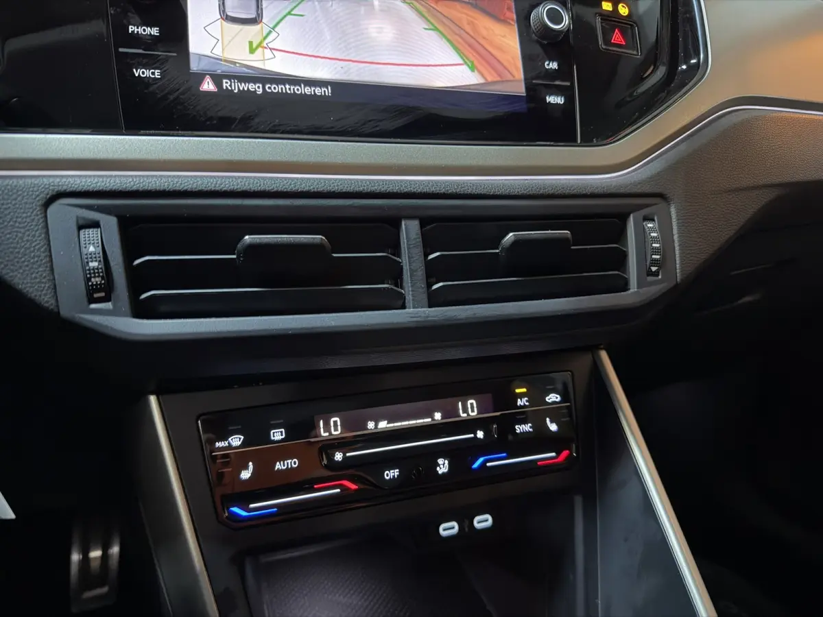 1.0 TSI Life Business 11-2023|1e Eigenaar|Dealer Onderh.|ACC|Lane Assist|Camera|CarPlay|Navi|LED|33DKM|Rijklaar