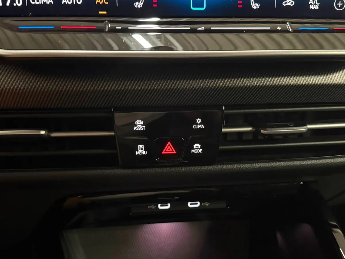1.5 eTSI R-Line Edition - Stoel/Stuur verwarming - Adaptive Cruise - Inclusief BTW!