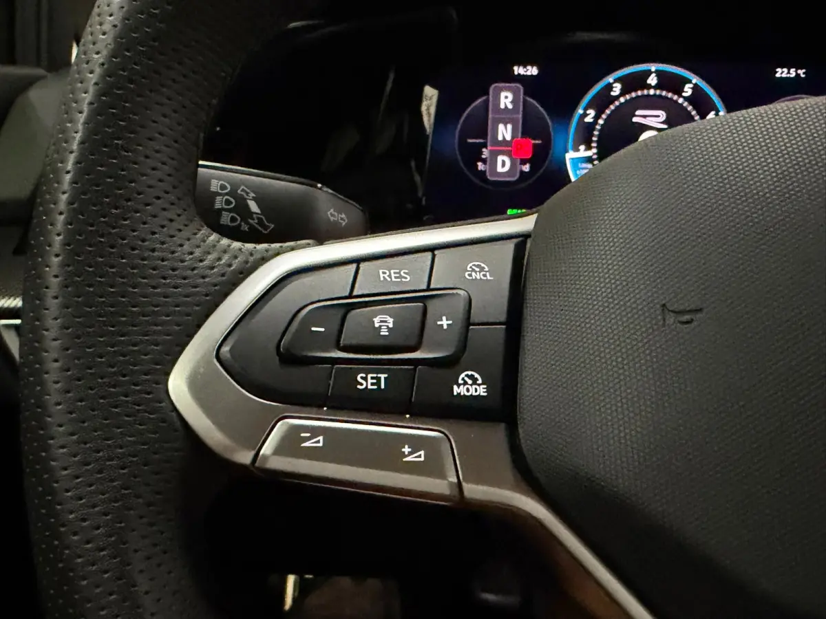1.5 eTSI R-Line Edition - Stoel/Stuur verwarming - Adaptive Cruise - Inclusief BTW!