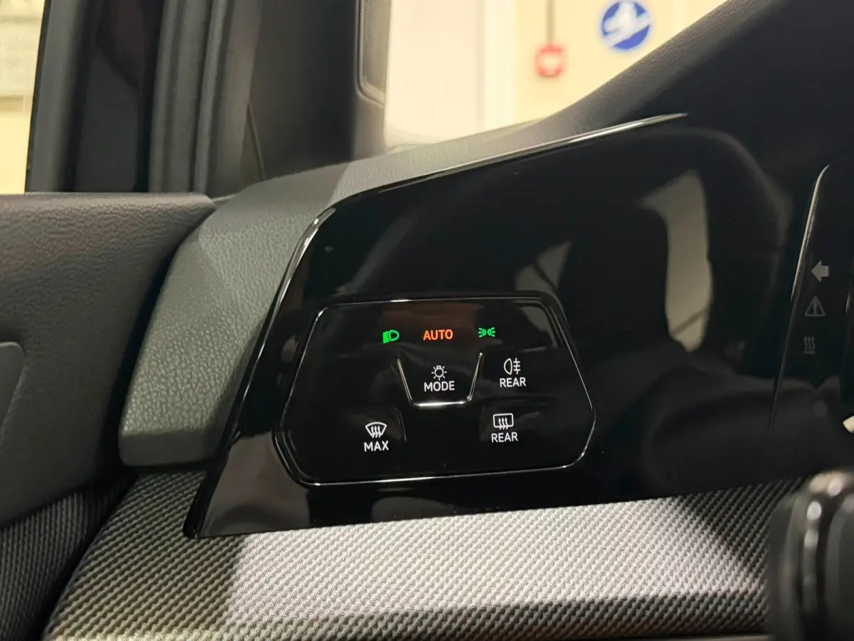 1.5 eTSI R-Line Edition - Stoel/Stuur verwarming - Adaptive Cruise - Inclusief BTW!