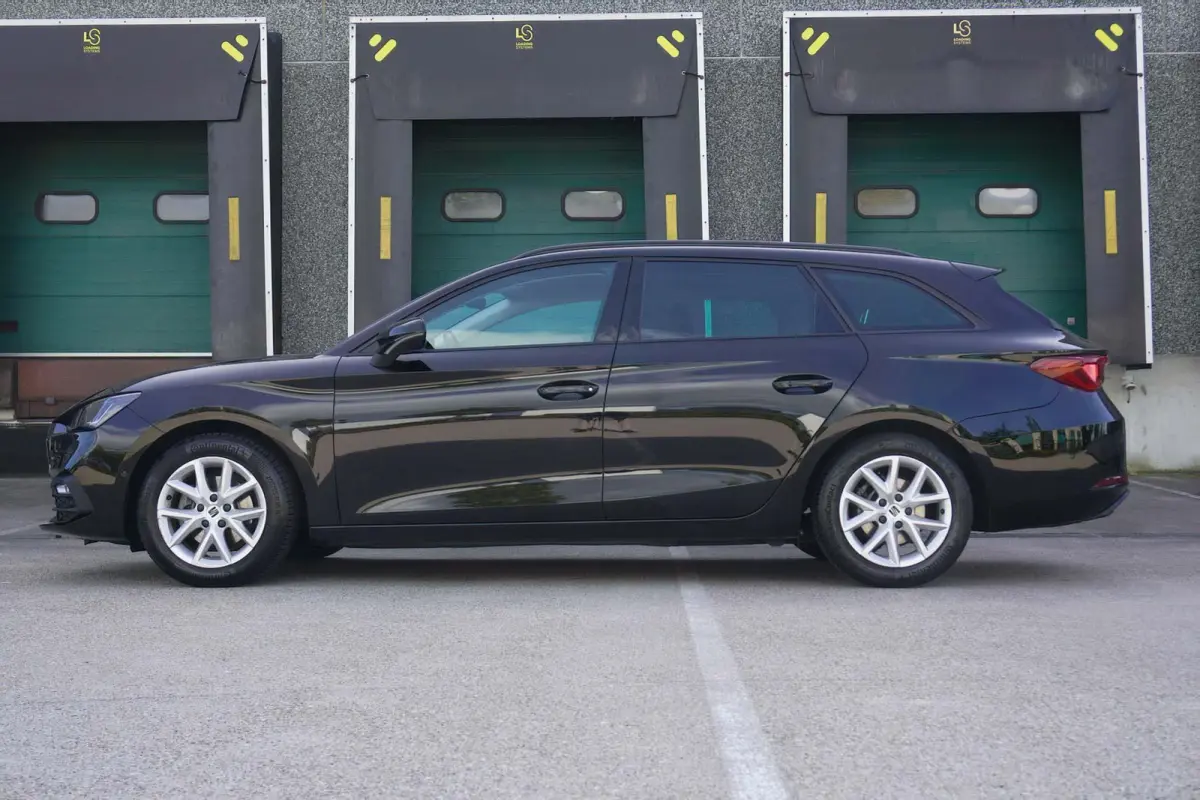 1.0 TSI 110pk Style Business Intense | Camera | Full Link | All Season Banden