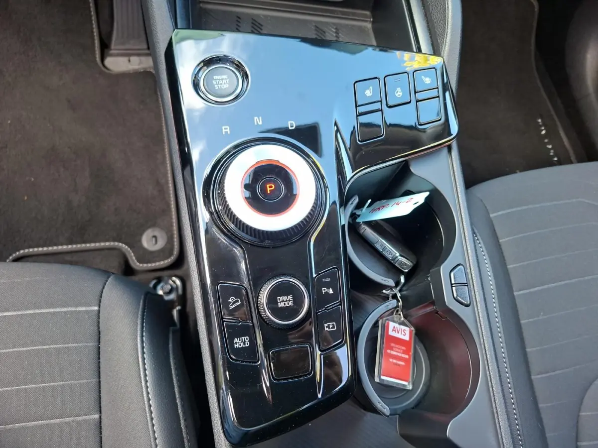1.6 T-GDi Hybrid DynamicPlusLine Schuifkanteldak | Stoel + stuurverwarming | ACC | Achteruitrijcamera |