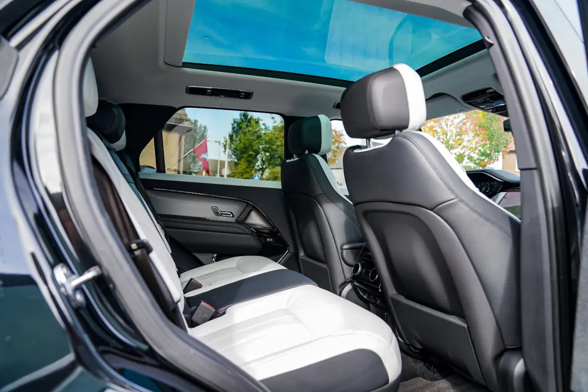 3.0 P440e Dynamic HSE | Luchtvering | Head Up Display | MERIDIAN 3D Audio | Stoelverkoeling | 360 Cam