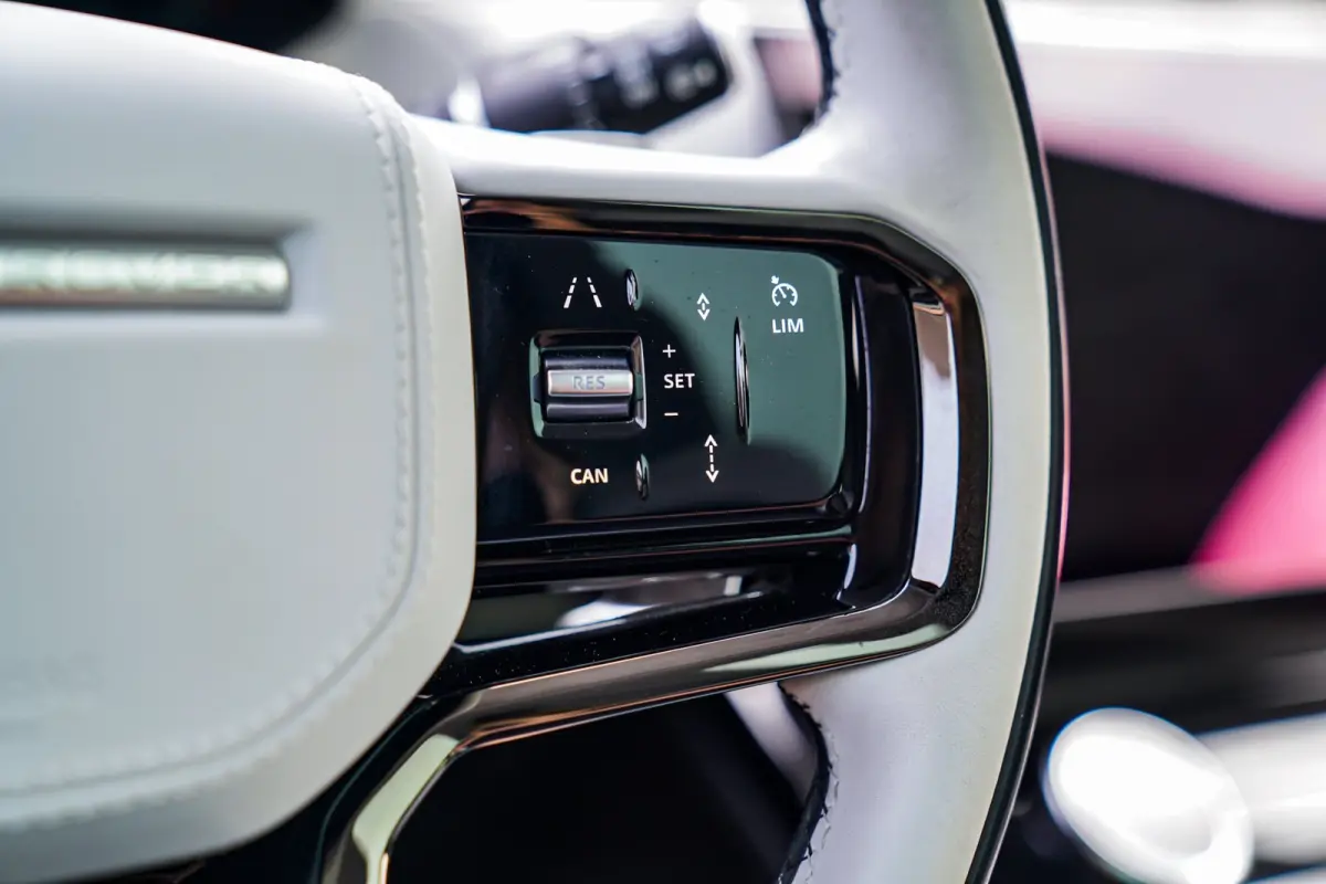 3.0 P440e Dynamic HSE | Luchtvering | Head Up Display | MERIDIAN 3D Audio | Stoelverkoeling | 360 Cam
