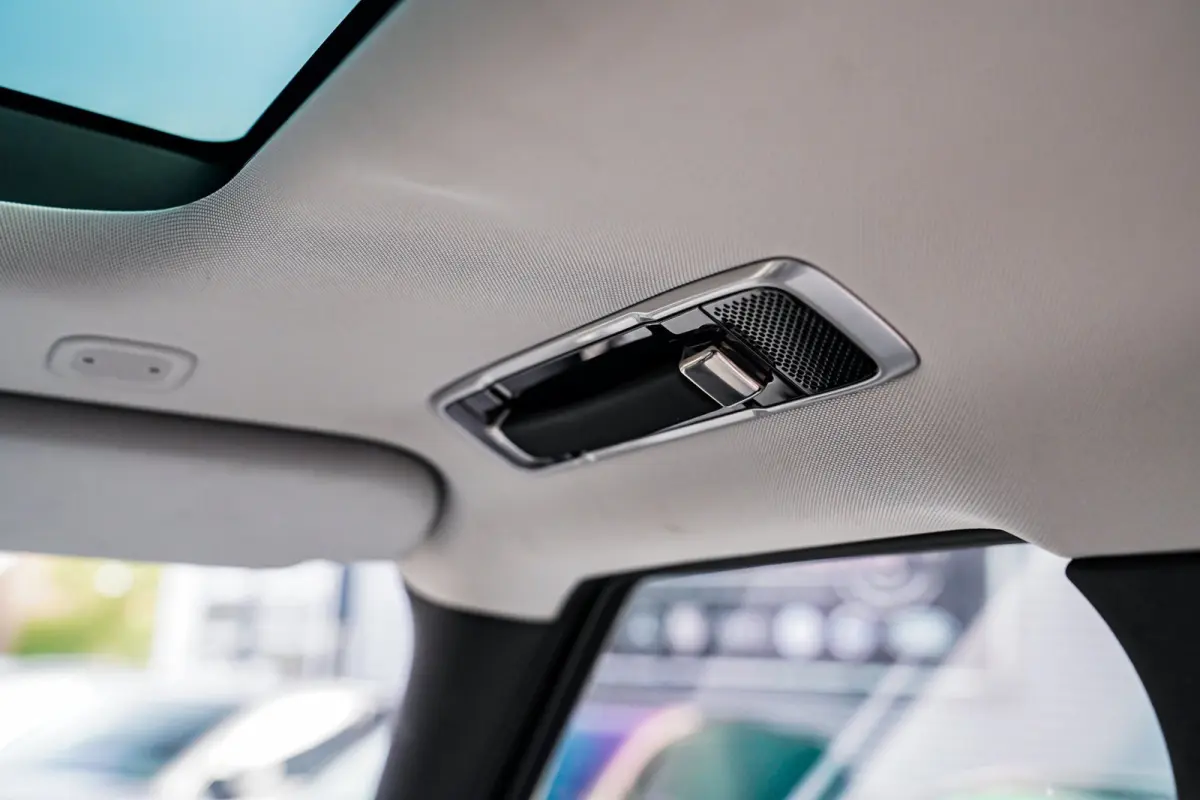 3.0 P440e Dynamic HSE | Luchtvering | Head Up Display | MERIDIAN 3D Audio | Stoelverkoeling | 360 Cam