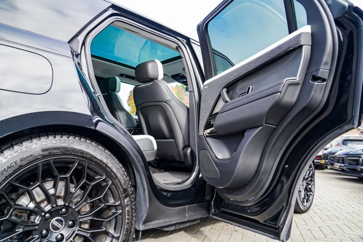 3.0 P440e Dynamic HSE | Luchtvering | Head Up Display | MERIDIAN 3D Audio | Stoelverkoeling | 360 Cam