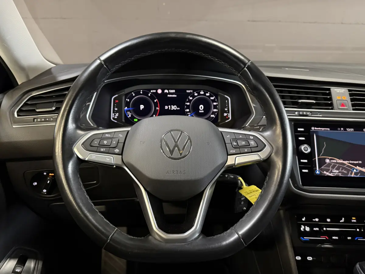 1.5 TSI Life Business 7p. | Massagestoel | Trekhaak | Camera | Stoel/Stuurverwarming | Carplay | Adaptive cruise