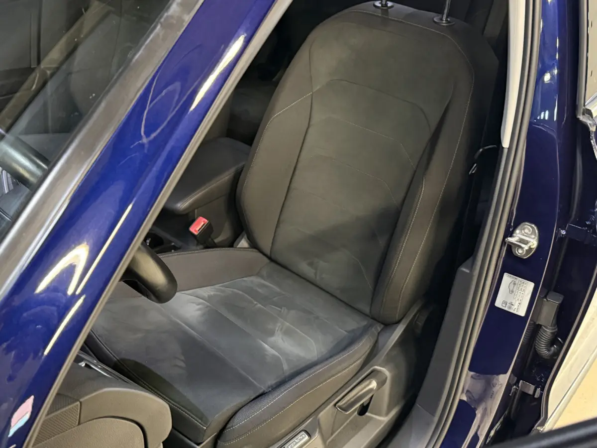 1.5 TSI Life Business 7p. | Massagestoel | Trekhaak | Camera | Stoel/Stuurverwarming | Carplay | Adaptive cruise