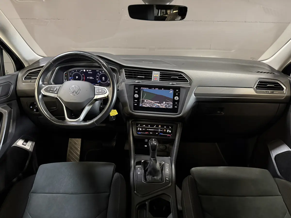 1.5 TSI Life Business 7p. | Massagestoel | Trekhaak | Camera | Stoel/Stuurverwarming | Carplay | Adaptive cruise