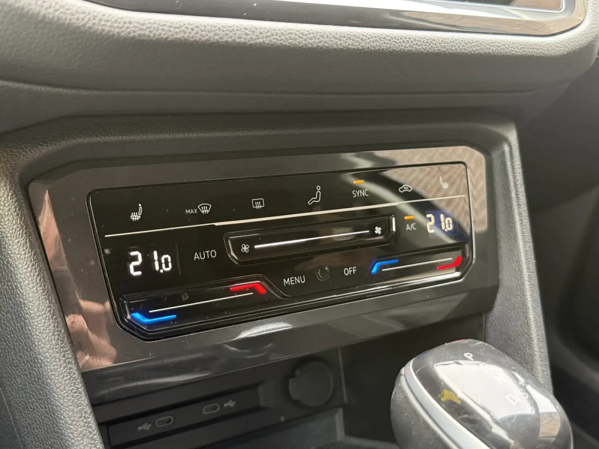 1.5 TSI Life Business 7p. | Massagestoel | Trekhaak | Camera | Stoel/Stuurverwarming | Carplay | Adaptive cruise
