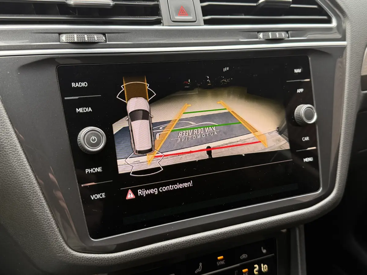 1.5 TSI Life Business 7p. | Massagestoel | Trekhaak | Camera | Stoel/Stuurverwarming | Carplay | Adaptive cruise