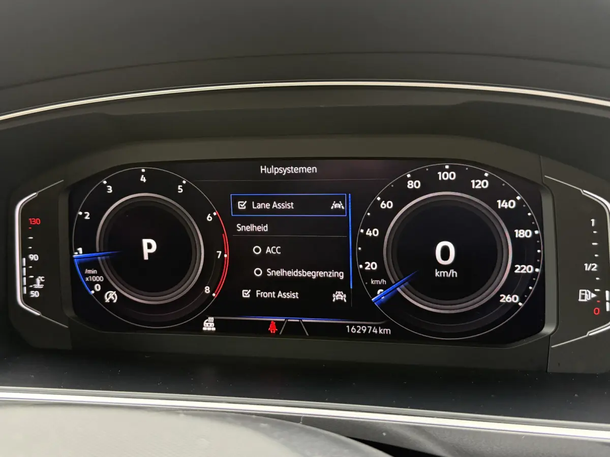 1.5 TSI Life Business 7p. | Massagestoel | Trekhaak | Camera | Stoel/Stuurverwarming | Carplay | Adaptive cruise