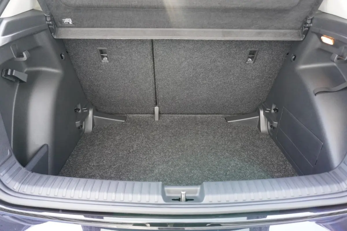 1.0 TSI 115pk DSG Business Edition | Stoelverwarming | Climatronic | Achteruitrijcamera | Adaptive Cruise