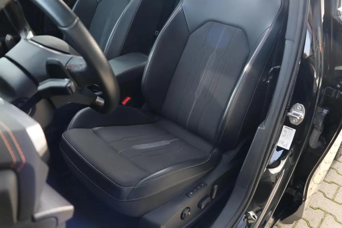 1.4 TSI e-Hybrid 245PK VZ Performance Panodak AdaptiveCruise Stoelverw AppleCarplay Camera Memory Kuipstoelen Led 19'Inch 60000KM BJ2024