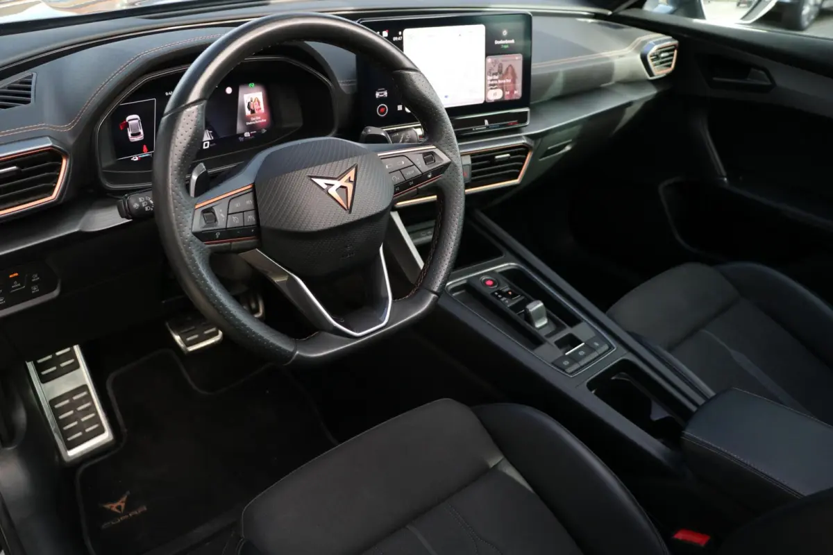 1.4 TSI e-Hybrid 245PK VZ Performance Panodak AdaptiveCruise Stoelverw AppleCarplay Camera Memory Kuipstoelen Led 19'Inch 60000KM BJ2024