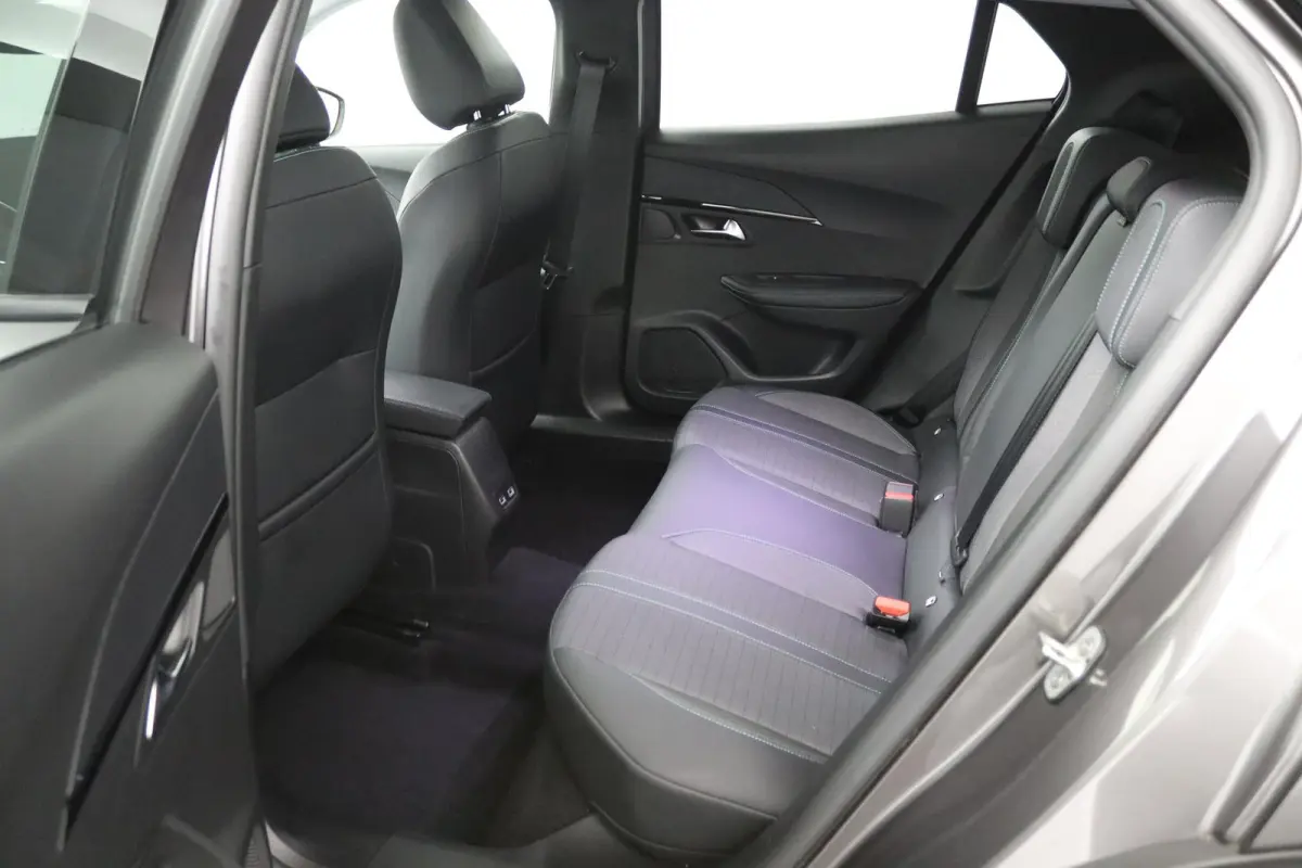 1.2 PureTech Allure*CAM*CRUISE*ECC*LED*LMV*NAVI*