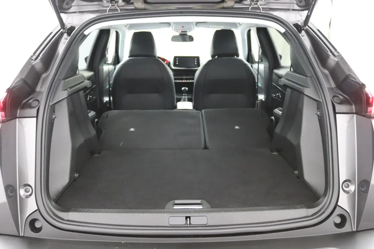 1.2 PureTech Allure*CAM*CRUISE*ECC*LED*LMV*NAVI*