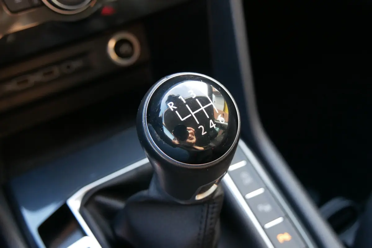 1.5 TSI Highline. r-line. stoelverw.hud. standkachel. clima.trekhaak