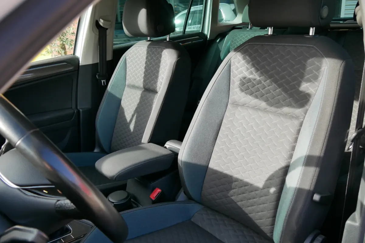 1.5 TSI Highline. r-line. stoelverw.hud. standkachel. clima.trekhaak