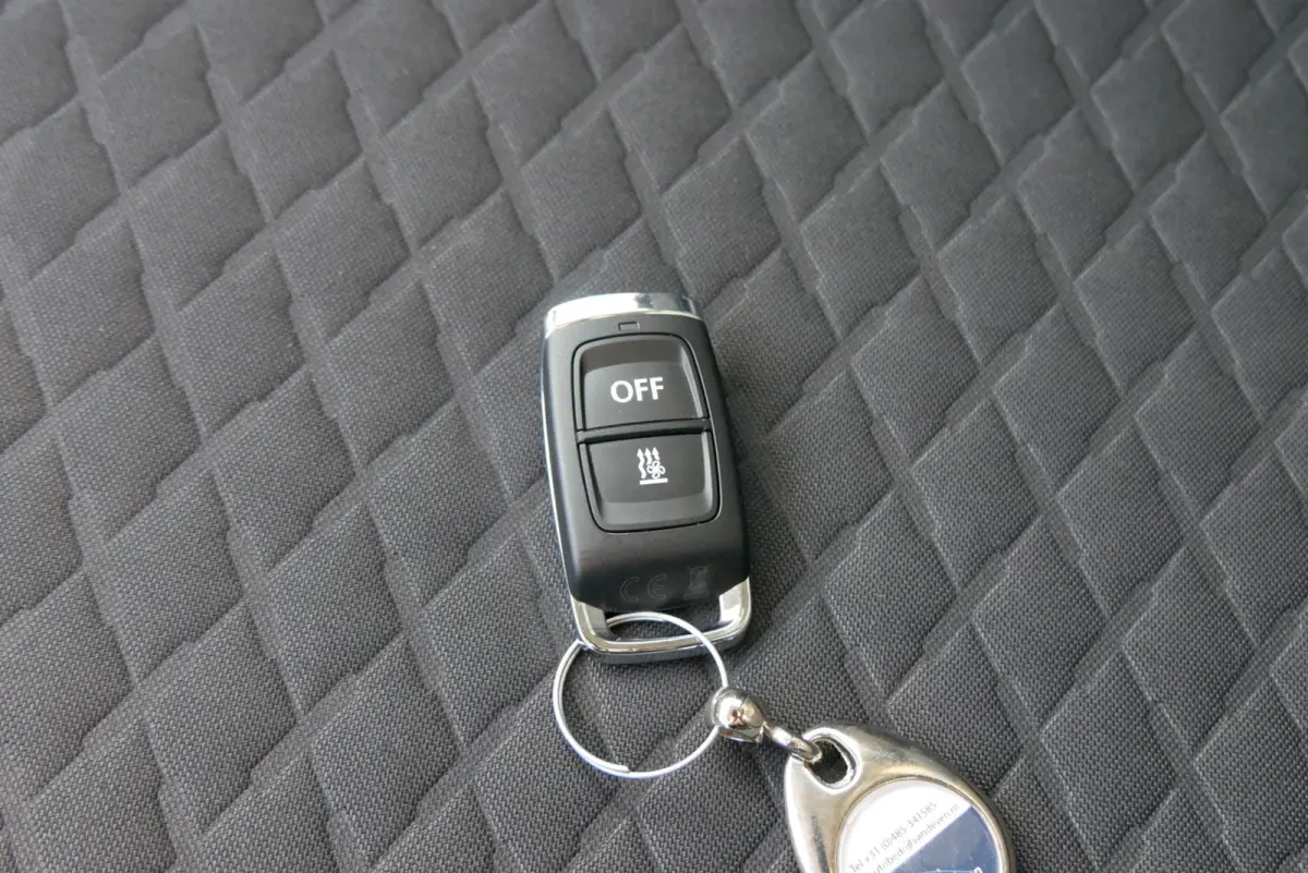 1.5 TSI Highline. r-line. stoelverw.hud. standkachel. clima.trekhaak