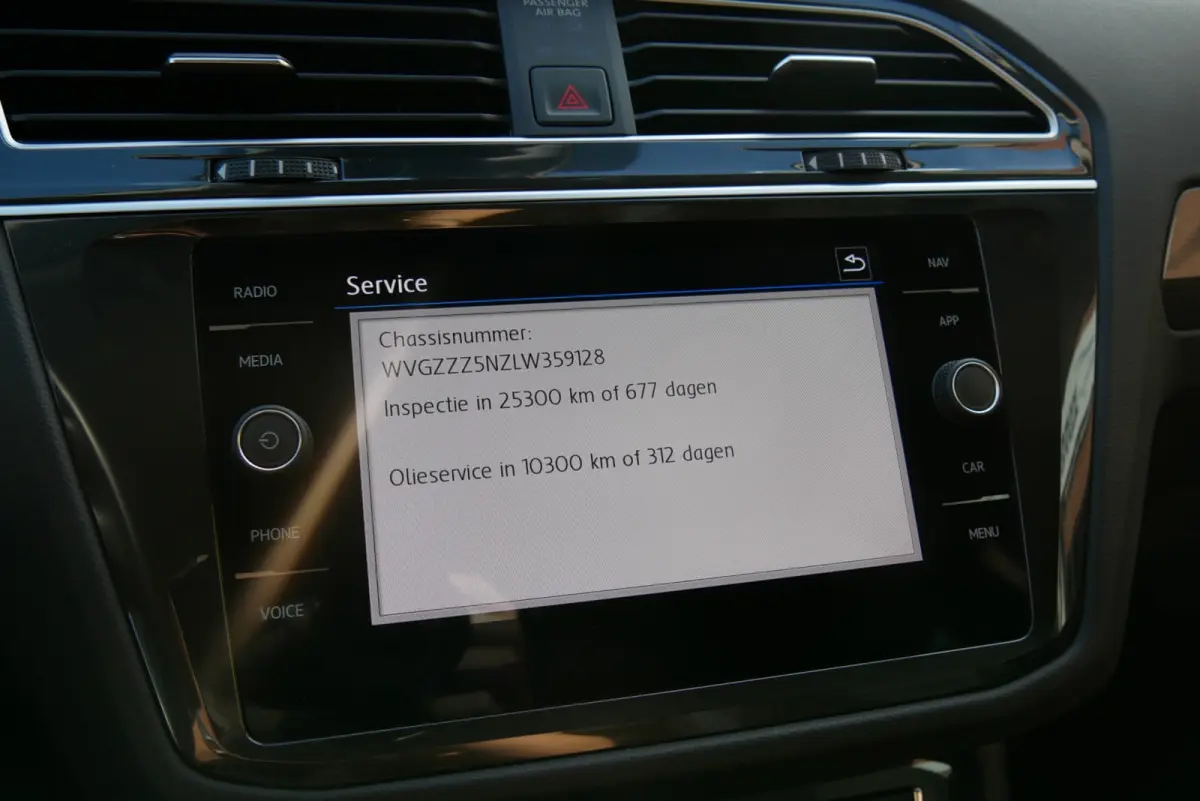 1.5 TSI Highline. r-line. stoelverw.hud. standkachel. clima.trekhaak