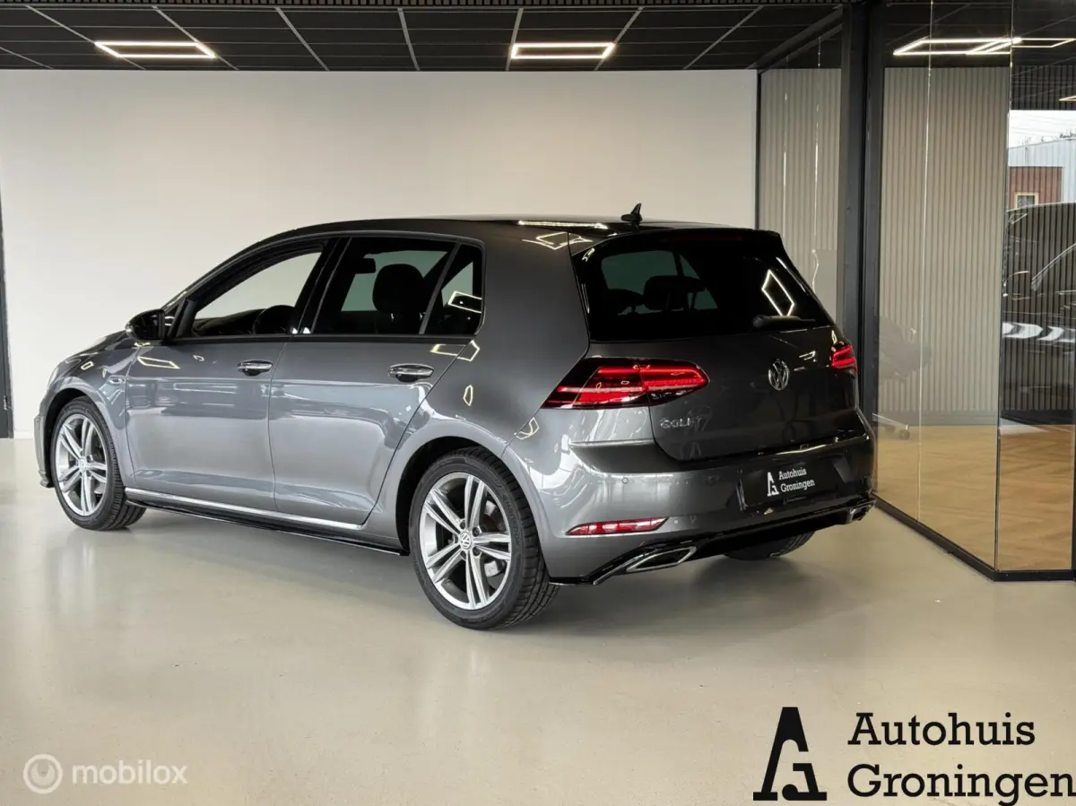 1.5 eTSI Highline Business R-Line | ACC | Keyless | CarPlay | 17” Sebring