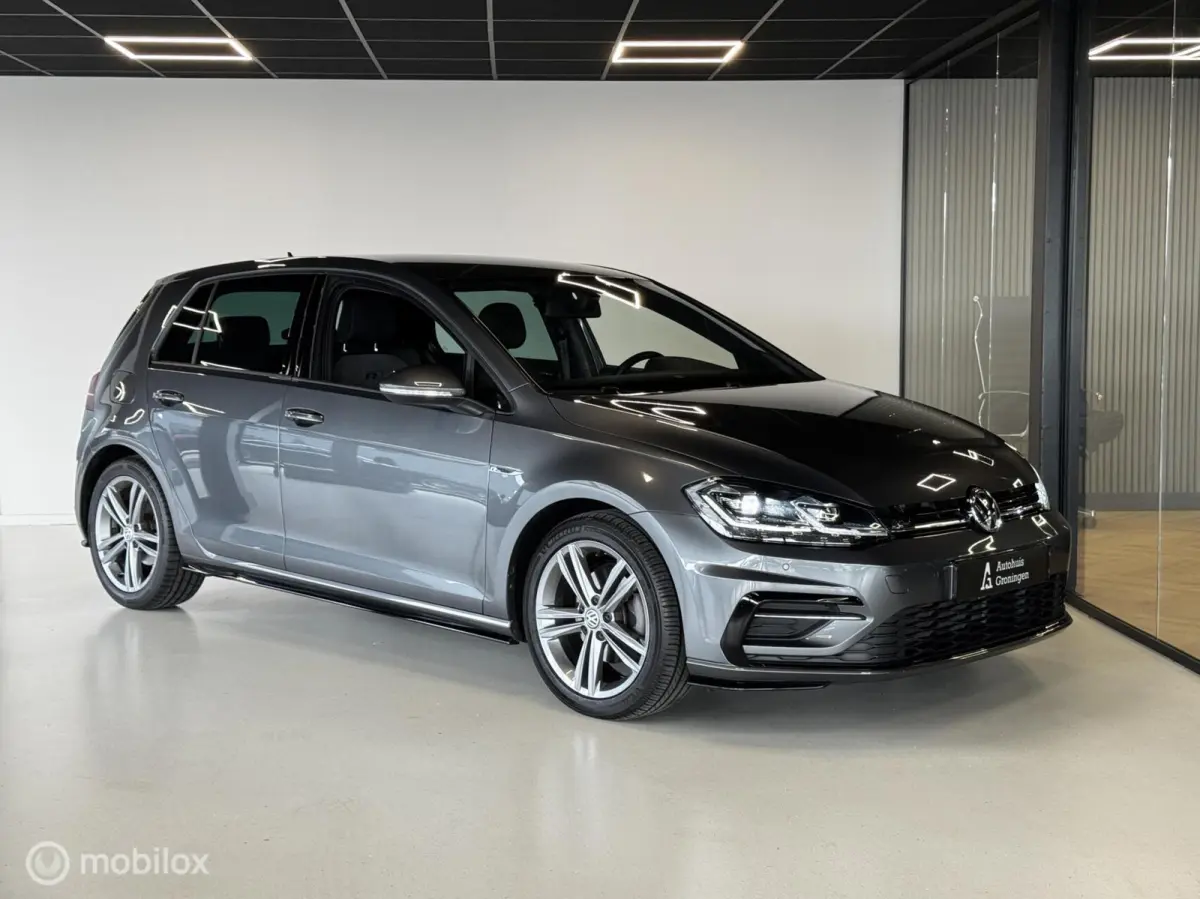 1.5 eTSI Highline Business R-Line | ACC | Keyless | CarPlay | 17” Sebring