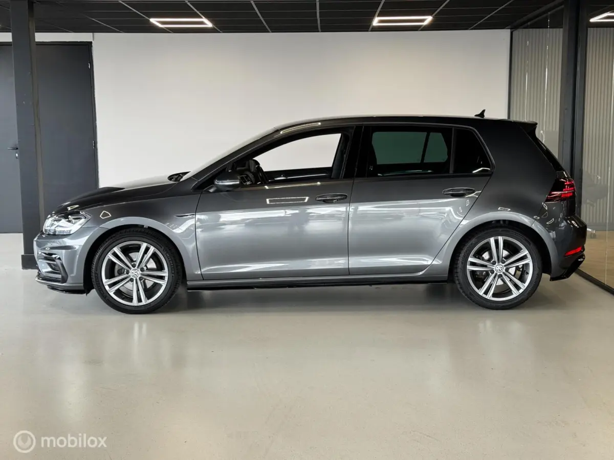 1.5 eTSI Highline Business R-Line | ACC | Keyless | CarPlay | 17” Sebring