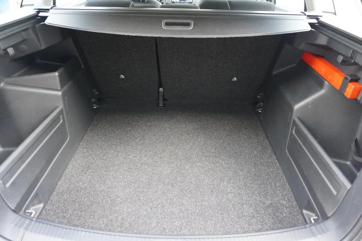 1.0 TSI 95pk Ambition | Navigatie | Smartlink | PDC Achter | Cruise Control