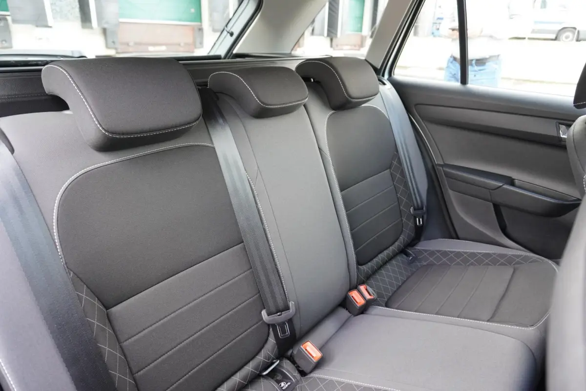 1.0 TSI 95pk Ambition | Navigatie | Smartlink | PDC Achter | Cruise Control