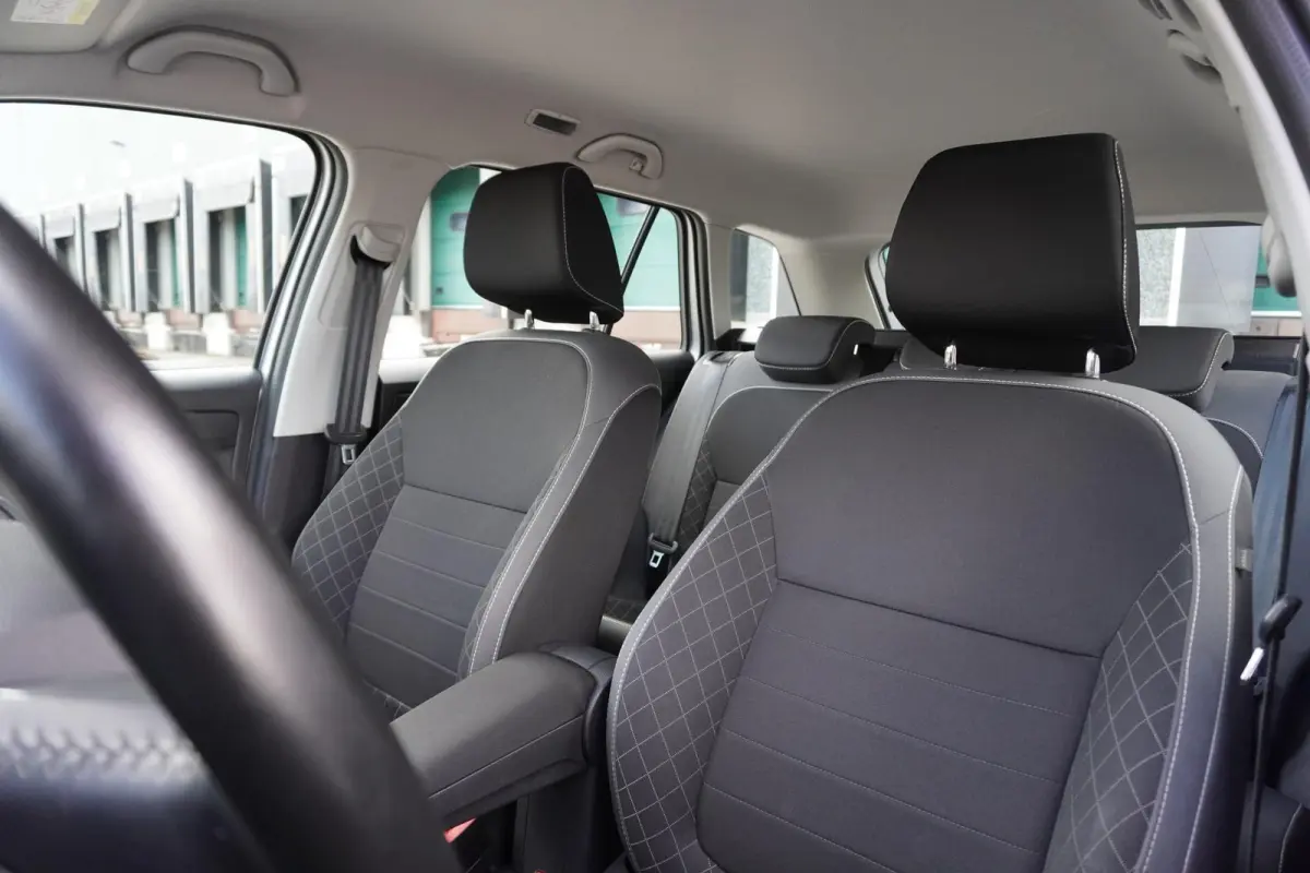 1.0 TSI 95pk Ambition | Navigatie | Smartlink | PDC Achter | Cruise Control