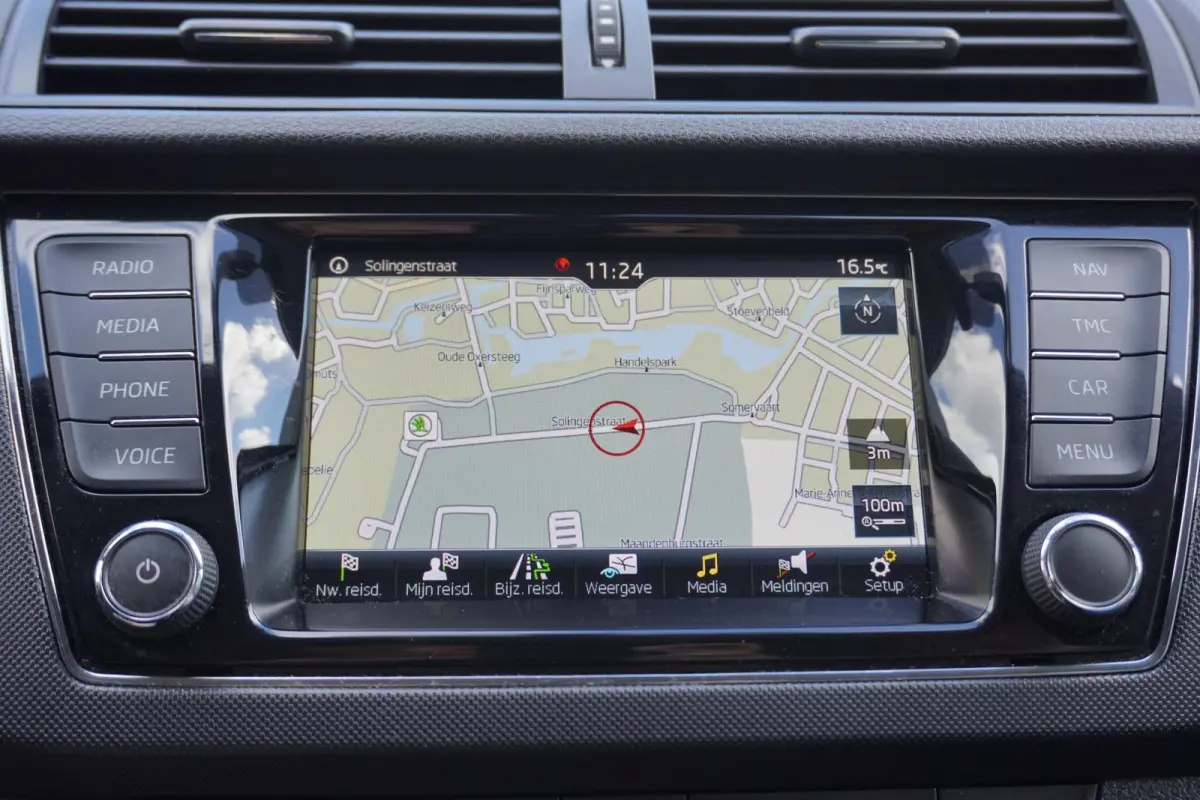 1.0 TSI 95pk Ambition | Navigatie | Smartlink | PDC Achter | Cruise Control