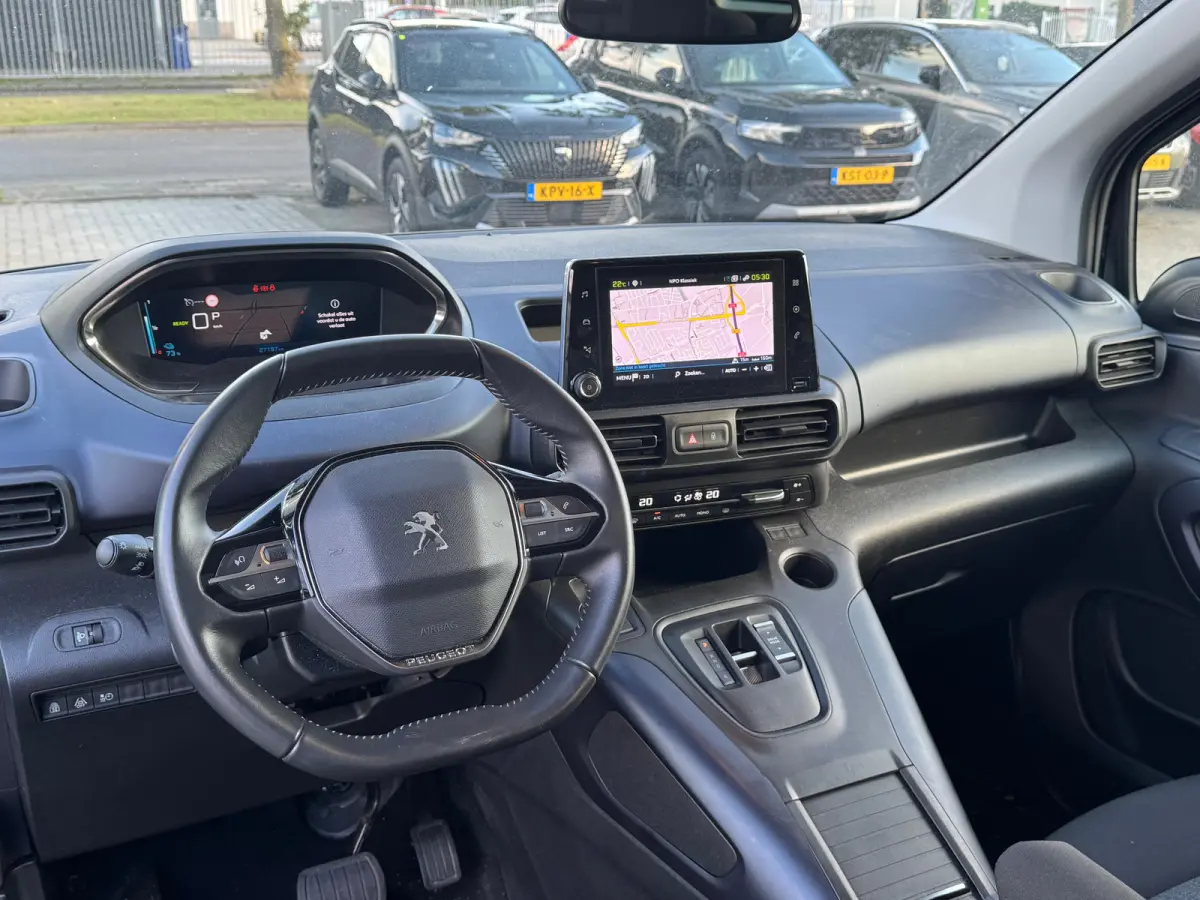 EV Allure Pack 50 kWh | Camera | Apple Carplay | Parkeersensoren V+A | Cruise control | DAB | Airco |