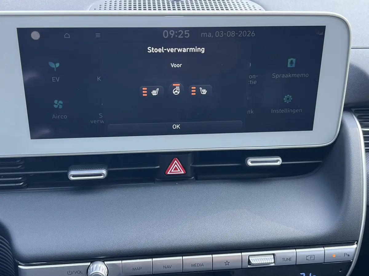 Style 73kWh / Dealer onderhouden / Accu SoH 100 % / Fabrieksgarantie tot 05-2027 / WLTP 481 km stad 686 km / CCS snel laden / warmtepomp / 1.600 kg trekgewicht / Stuur- en stoelverwarming / 