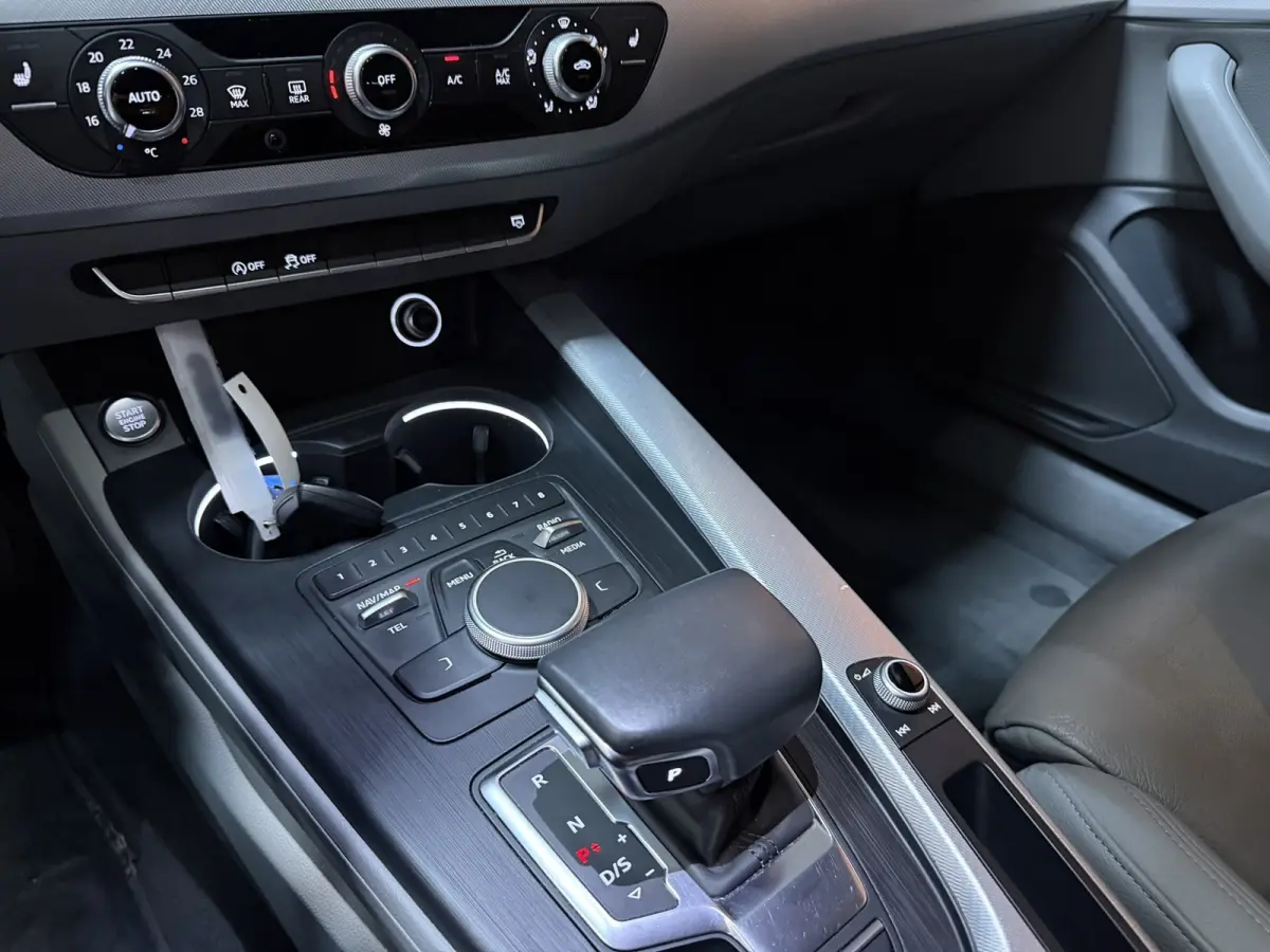 1.4 TFSI Sport Garantie Xenon Cruise Navi Airco PDC Rijklaar