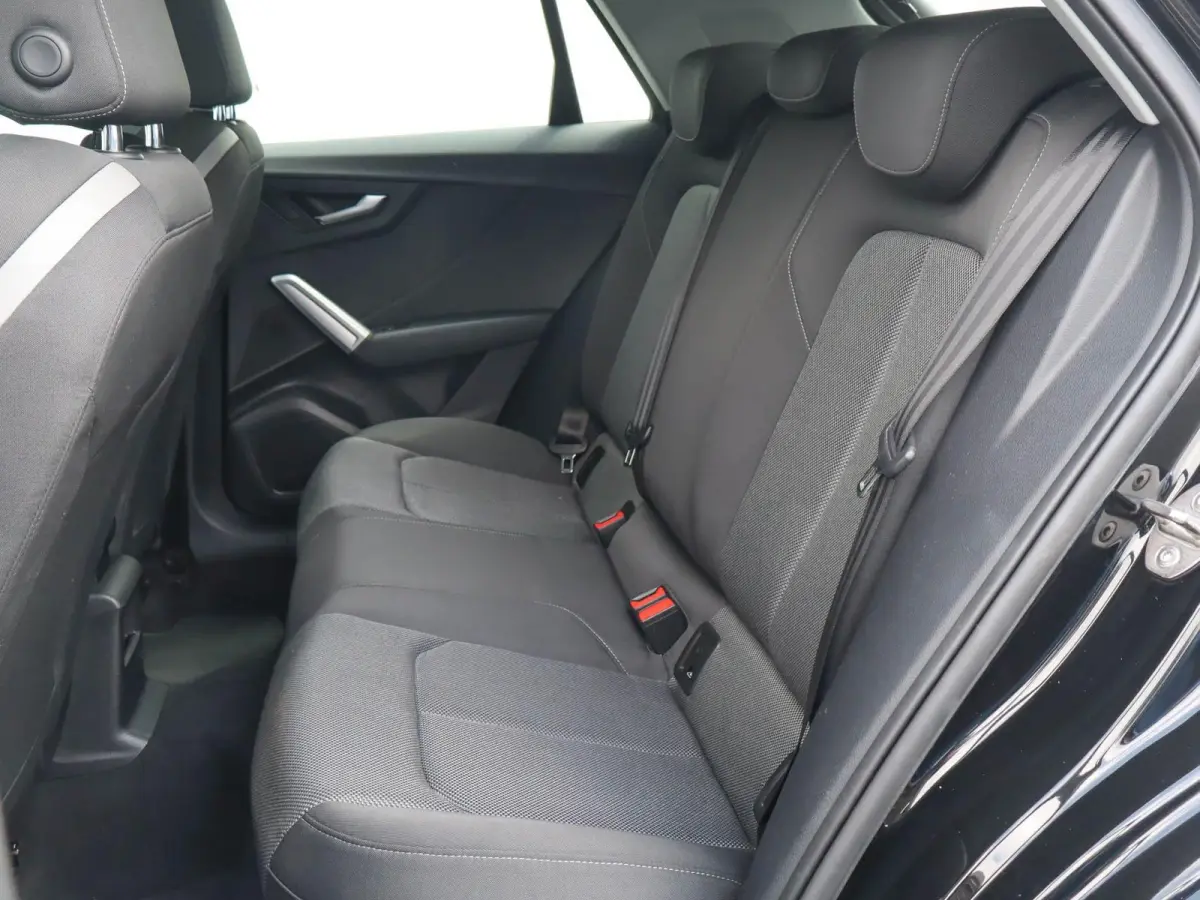 1.0 TFSI 116pk Sport Pro Line | Trekhaak Afneembaar | Navigatie | All Season Banden | 19" Velgen
