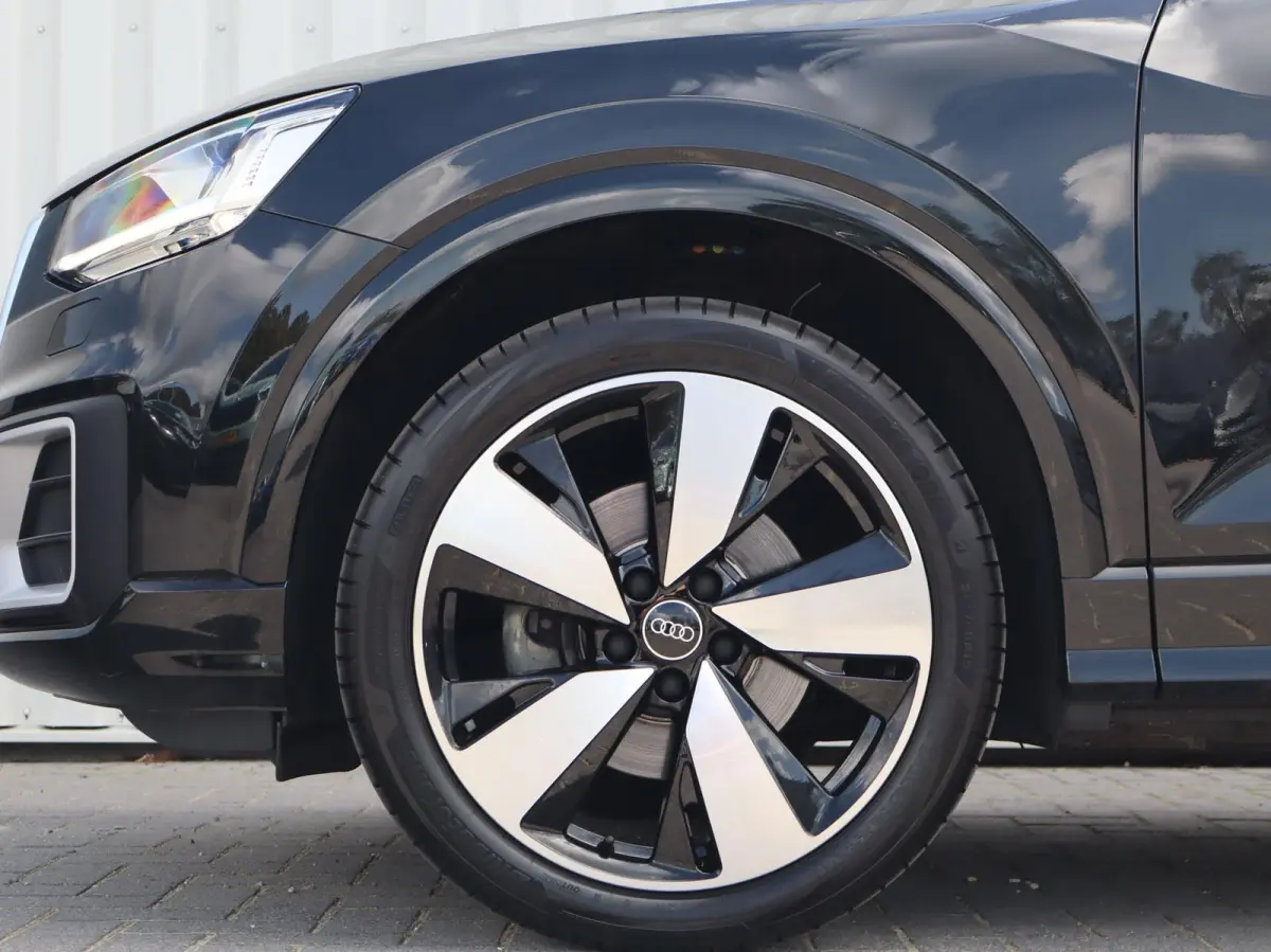 1.0 TFSI 116pk Sport Pro Line | Trekhaak Afneembaar | Navigatie | All Season Banden | 19" Velgen