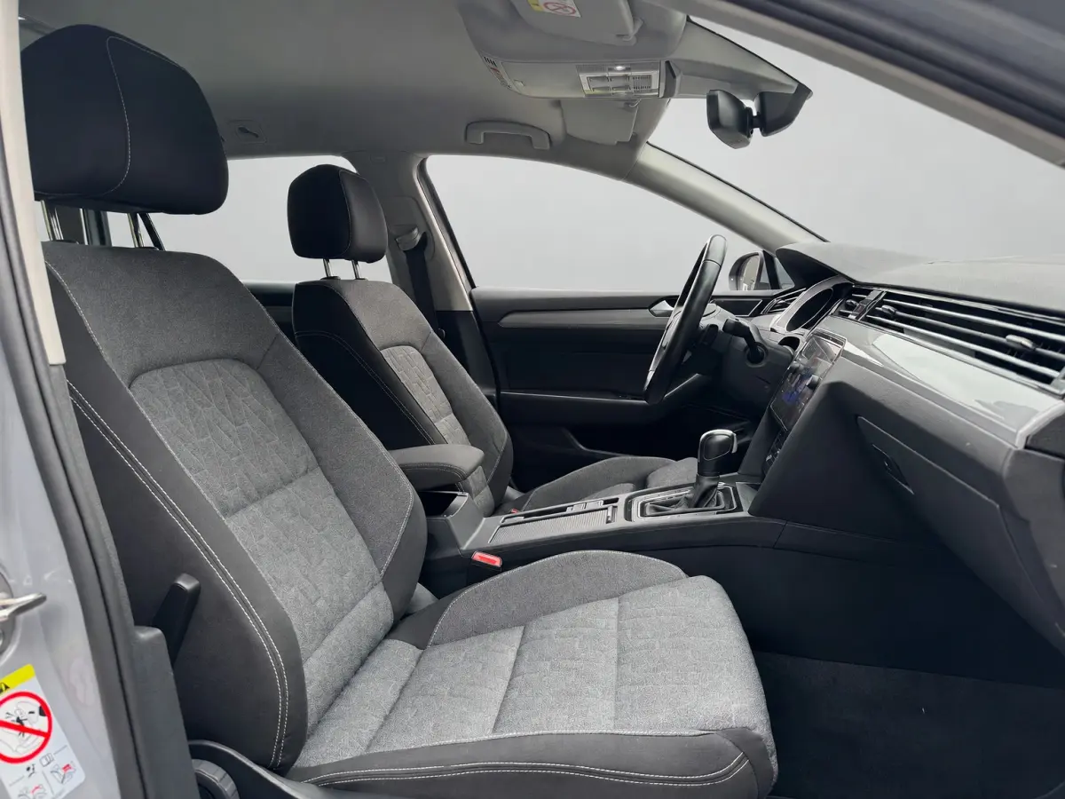 1.5 TSI 150PK DSG BUSINESS CAMERA/NAVI/CARPLAY