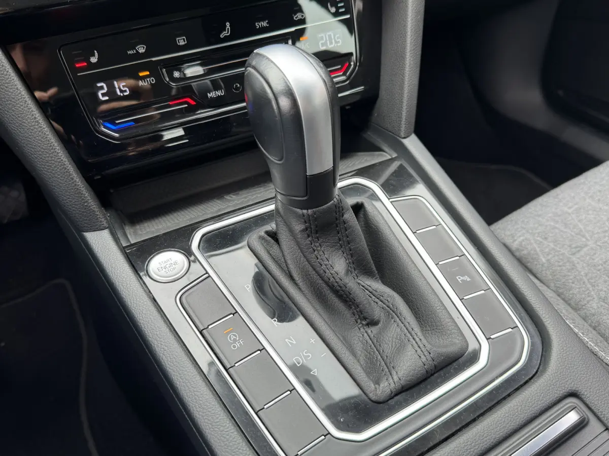 1.5 TSI 150PK DSG BUSINESS CAMERA/NAVI/CARPLAY