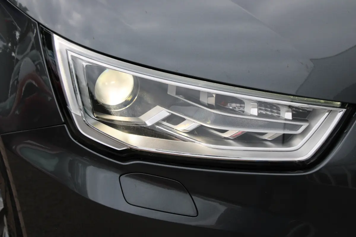 1.0 TFSI Advance Sport//S-Line//85.168km!!