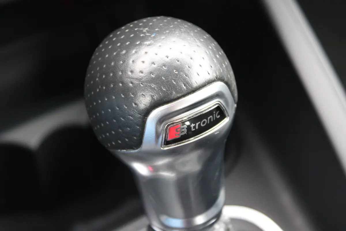 1.0 TFSI Advance Sport//S-Line//85.168km!!