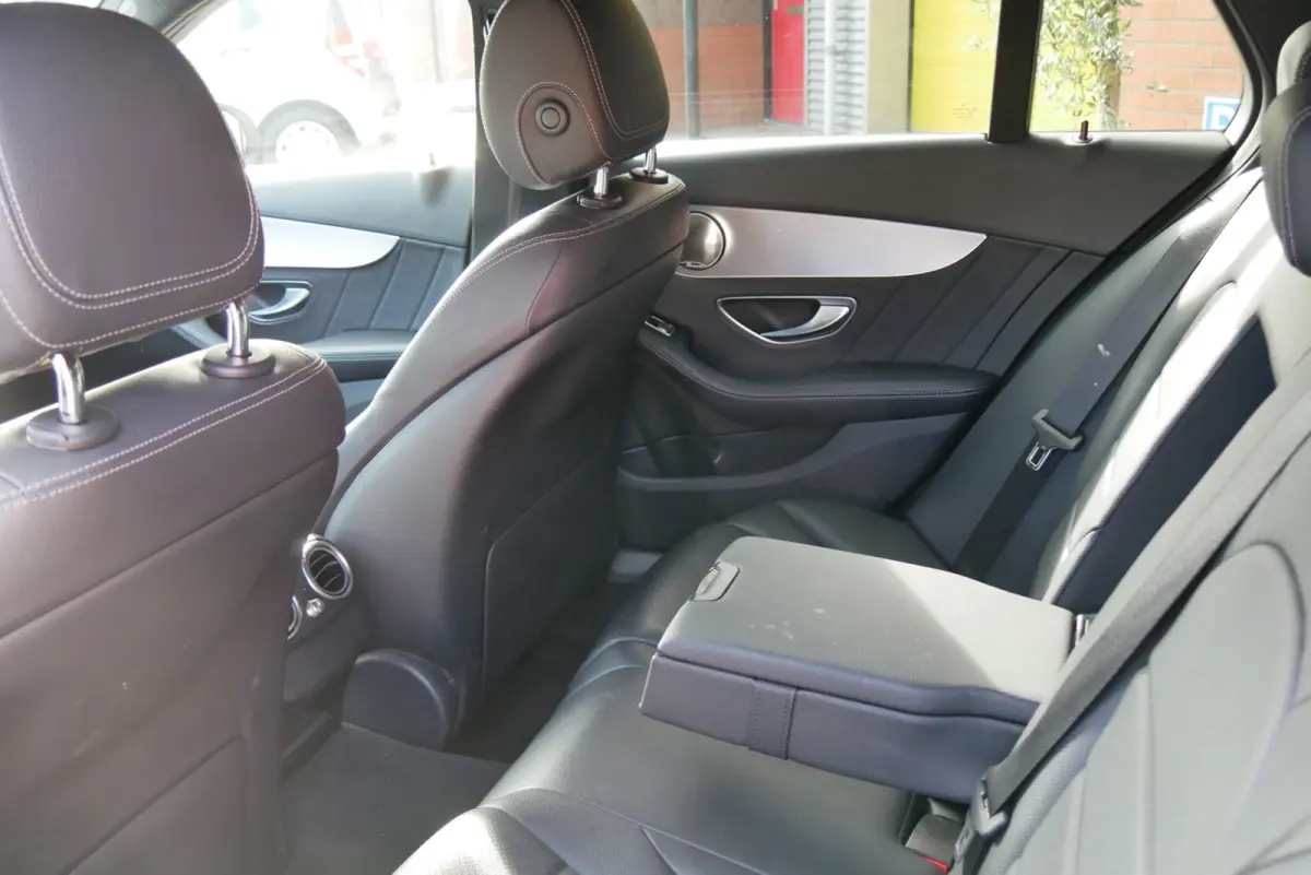 200 c43 AMG look. camera. stoelverwarming. leder