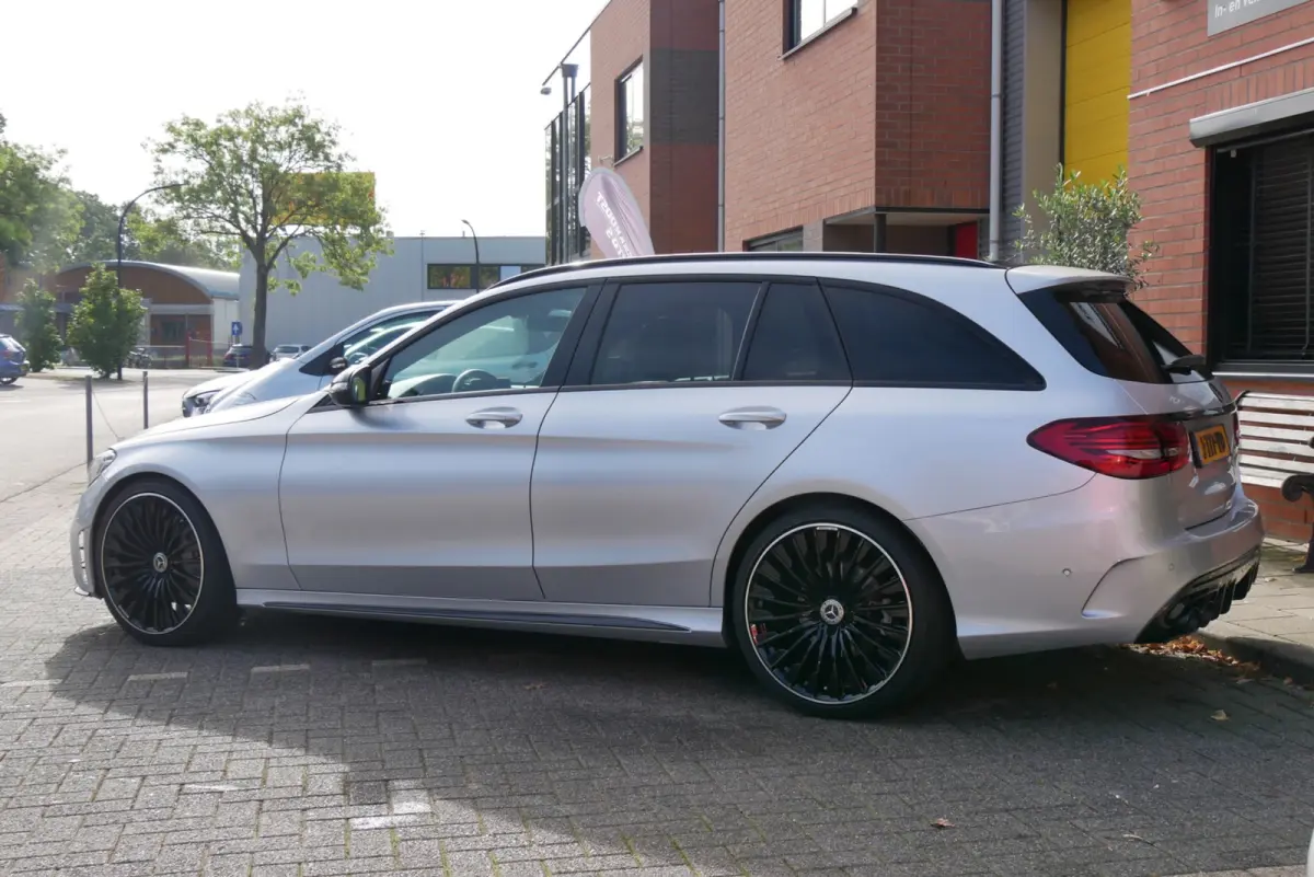 200 c43 AMG look. camera. stoelverwarming. leder